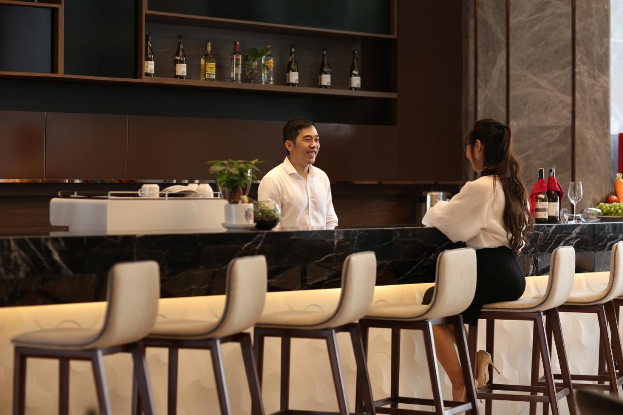 Muong Thanh Luxury Saigon Hotel Ho-Chi-Minh-Stadt Exterior foto